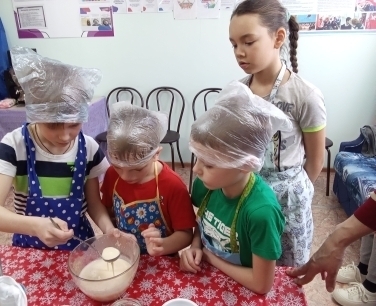 "Лакомка"..