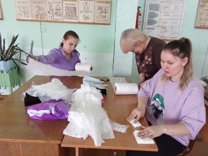 "СВОИХ НЕ БРОСАЕМ!".